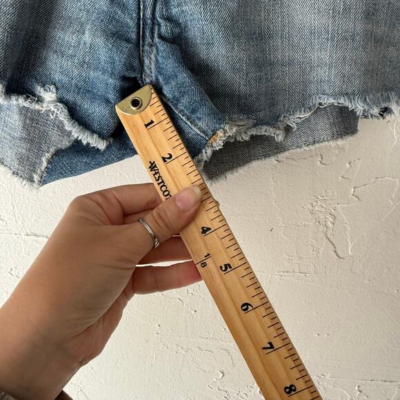 Levi's Size 26 L 3 Cut Off Festival Denim Jean Shorts - Picture 7 of 7